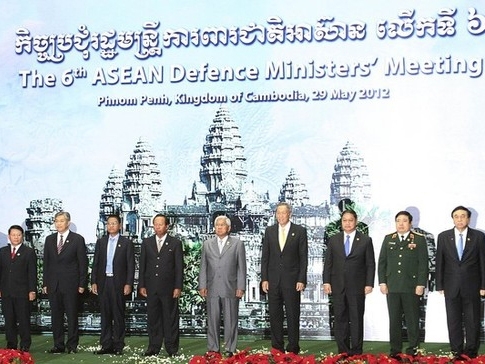 ອັດກອງປະຊຸມລັດຖະມົນຕີກະຊວງປ້ອງກັນປະເທດ ອາຊຽນ ຄັ້ງທີ 6